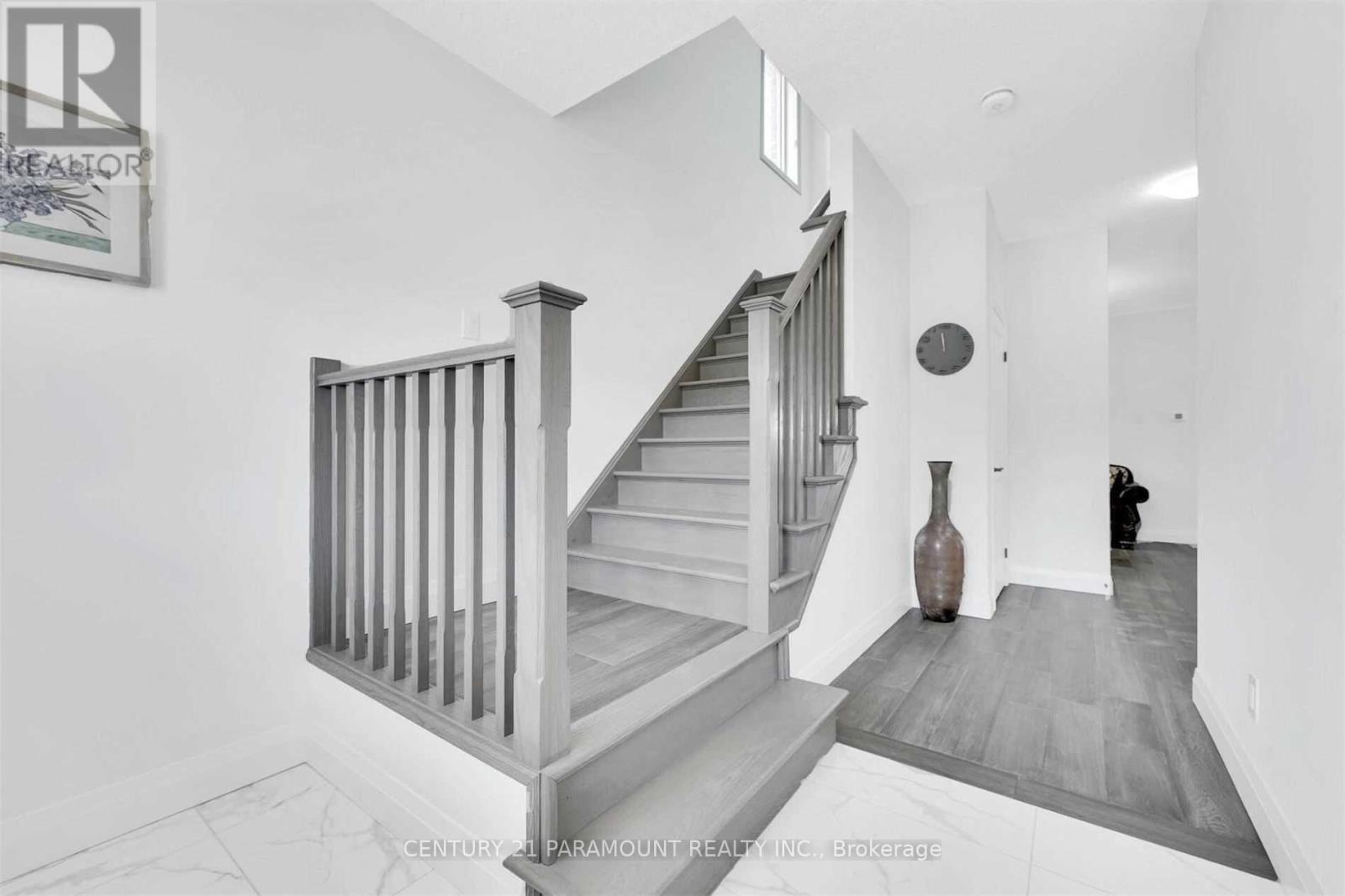 2997 Doyle Drive, London South (South U), Ontario  N6M 2G8 - Photo 17 - X12290862