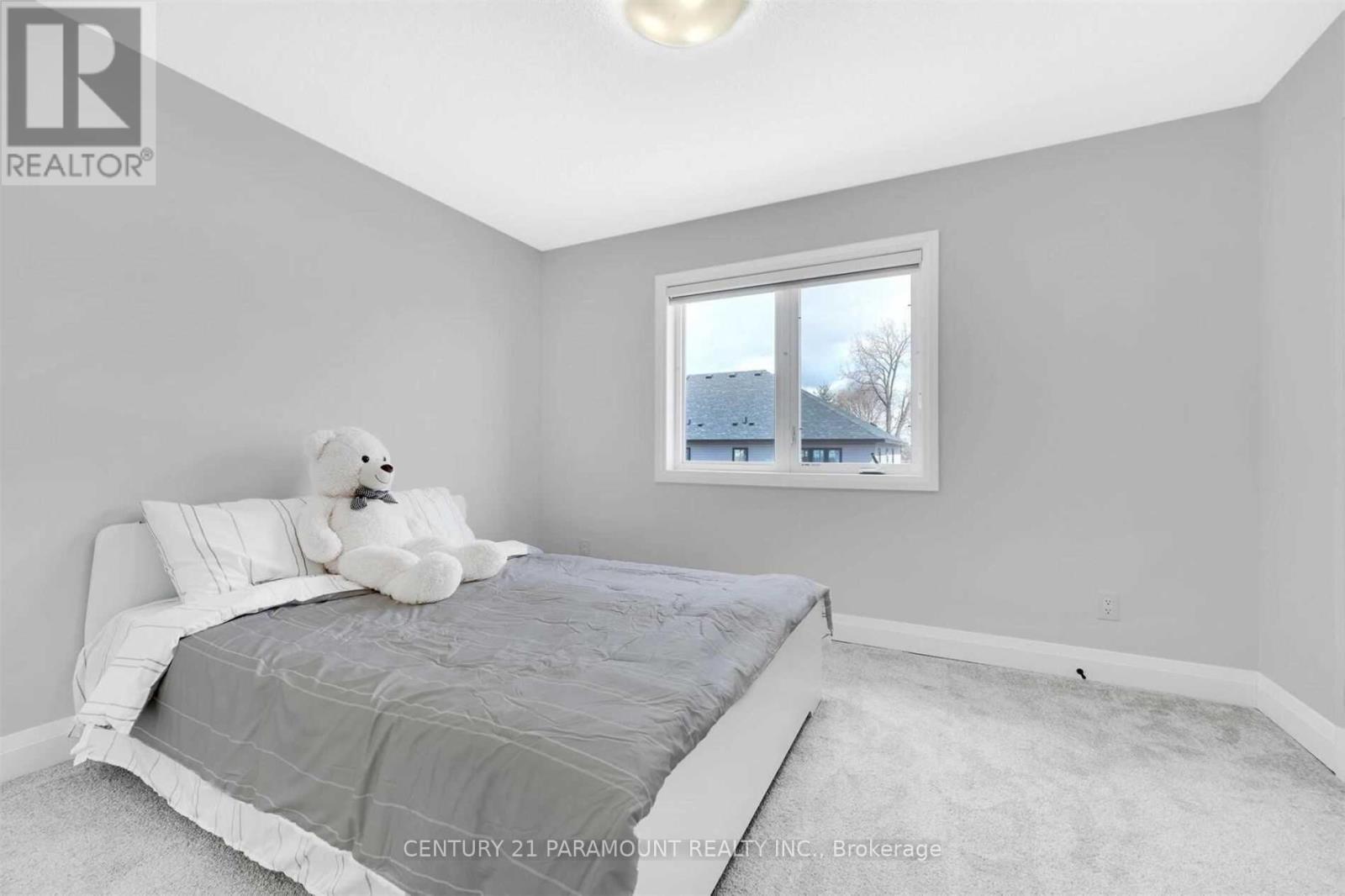 2997 Doyle Drive, London South (South U), Ontario  N6M 2G8 - Photo 30 - X12290862