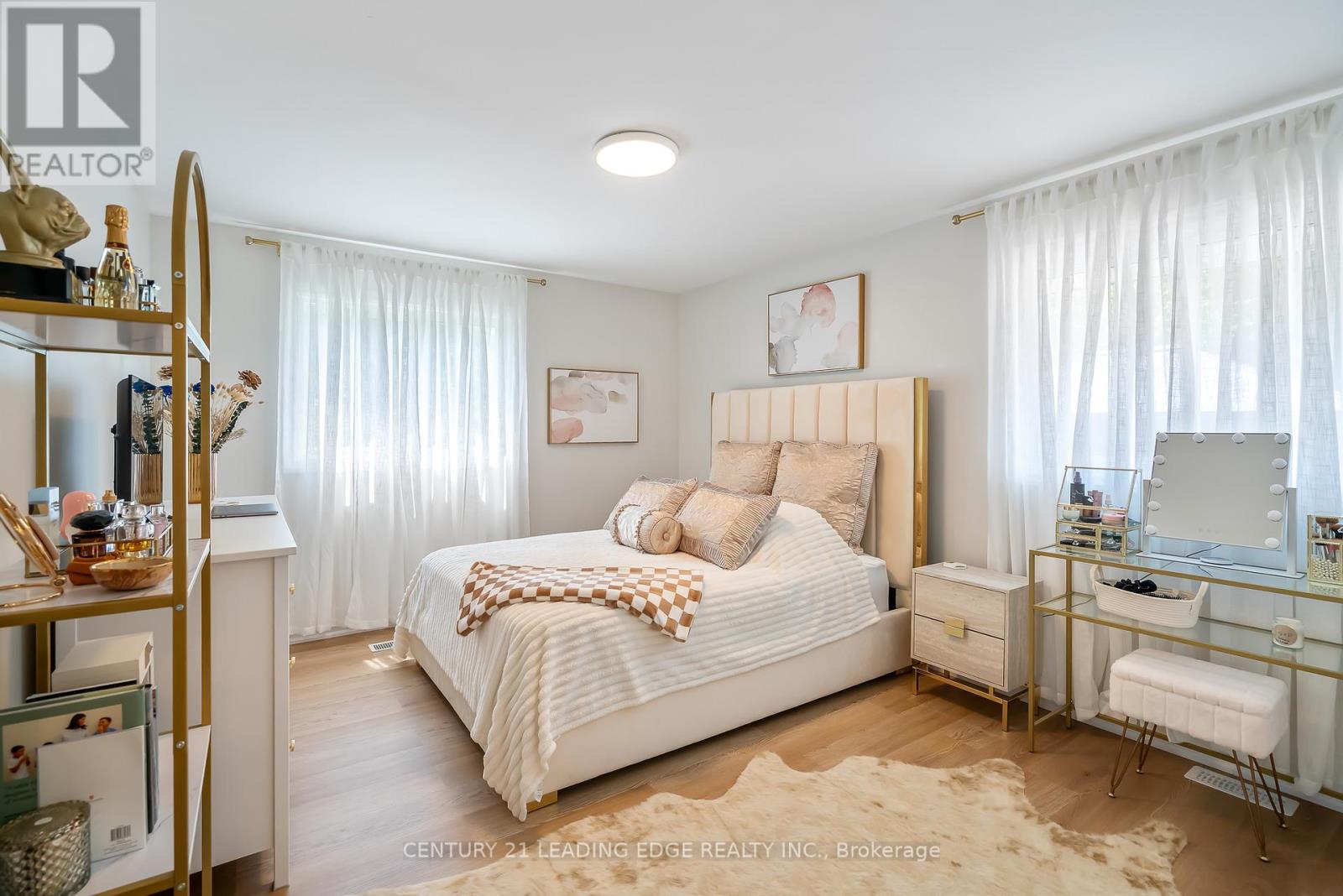 1182 Lakeshore Road, St. Catharines, Ontario  L2R 6P9 - Photo 20 - X12290866