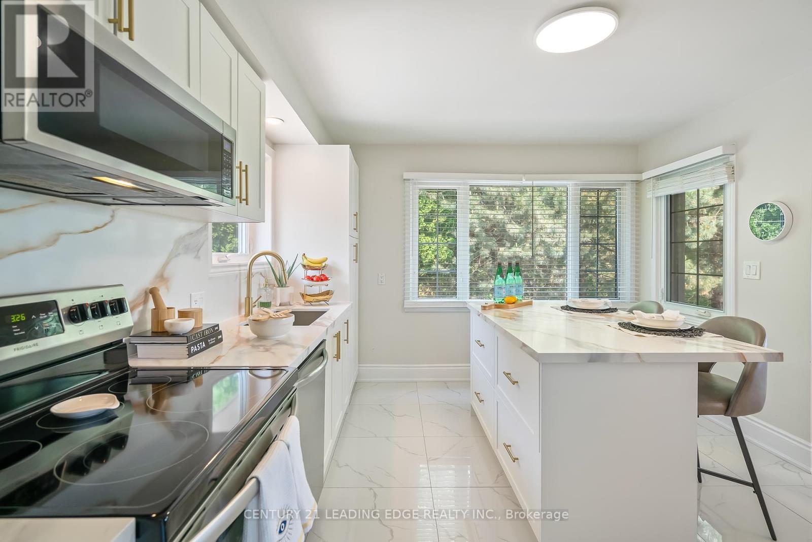 1182 Lakeshore Road, St. Catharines, Ontario  L2R 6P9 - Photo 29 - X12290866