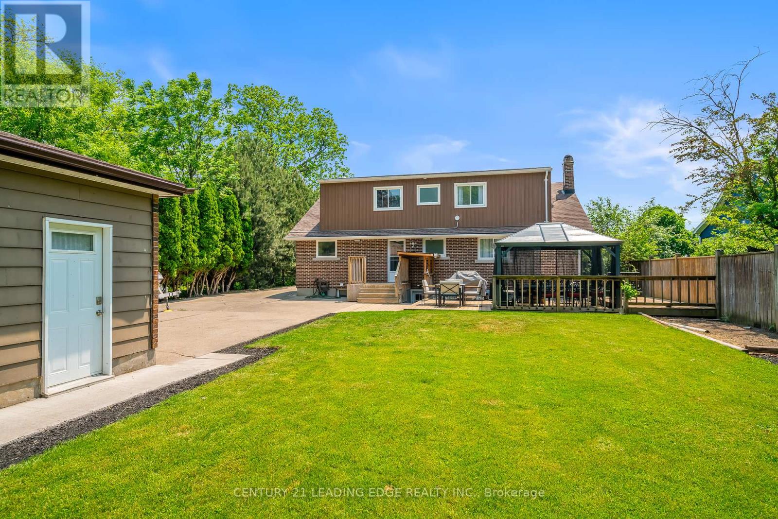 1182 Lakeshore Road, St. Catharines, Ontario  L2R 6P9 - Photo 7 - X12290866