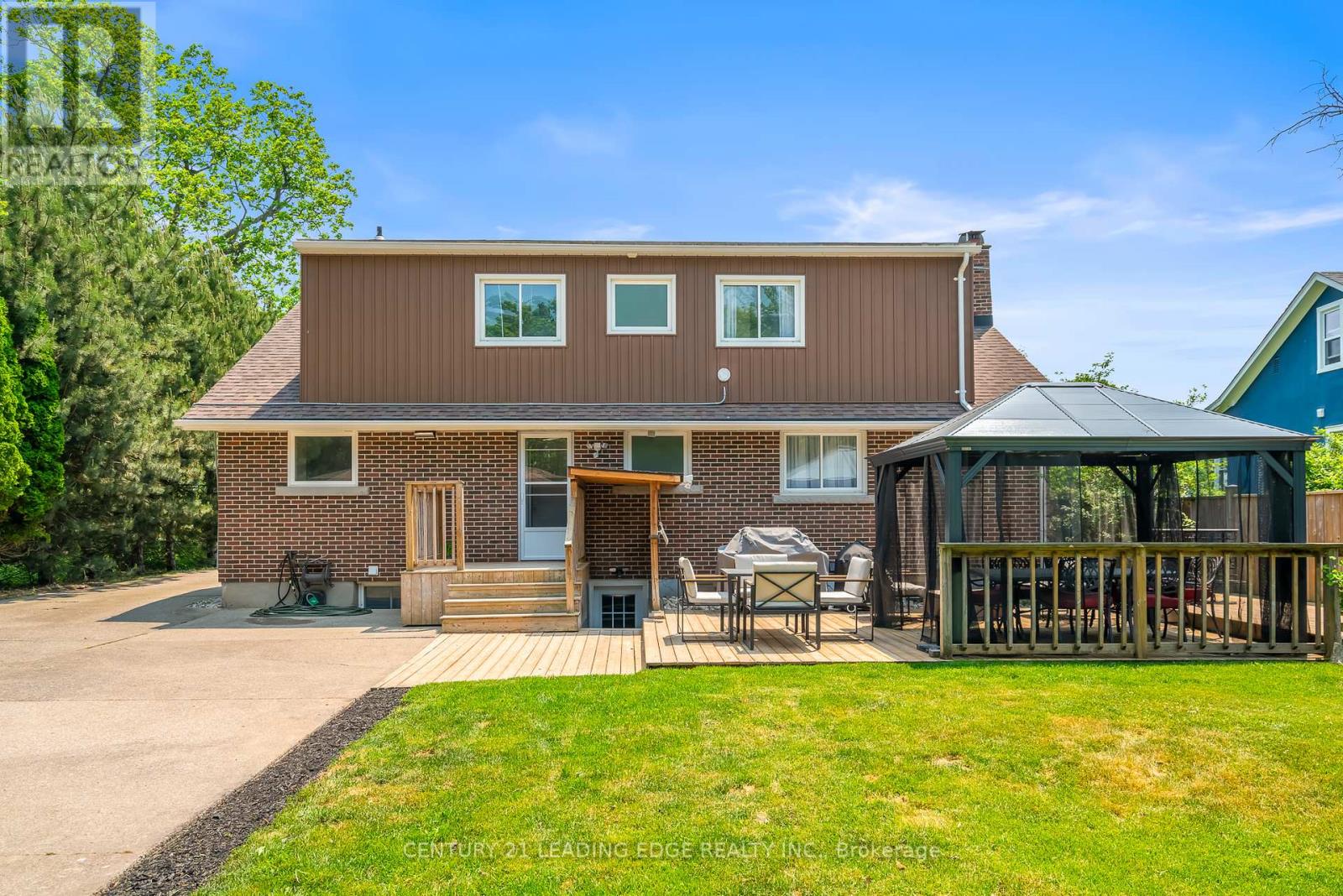 1182 Lakeshore Road, St. Catharines, Ontario  L2R 6P9 - Photo 8 - X12290866