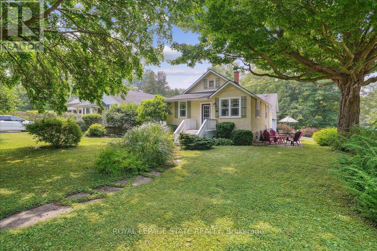 Property at 94 CENTRE STREET image 3