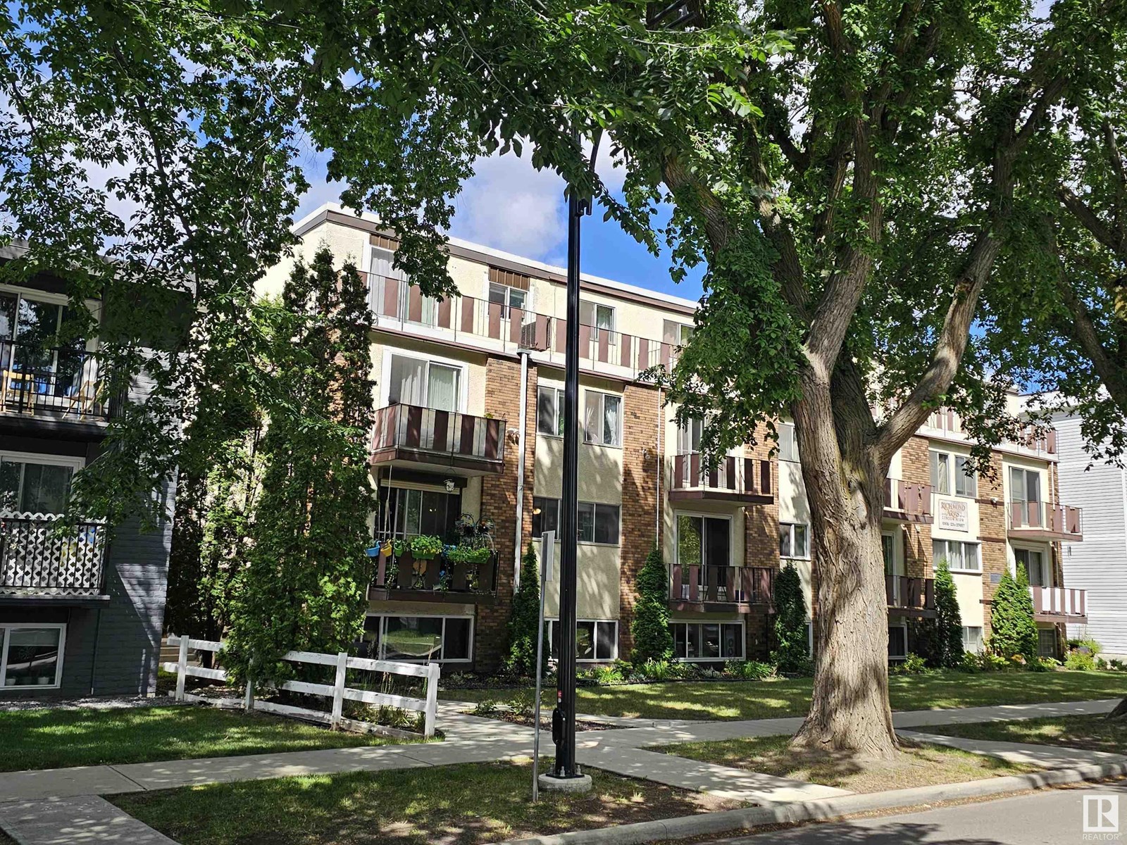 Property at #20 10616 123 ST NW image 1