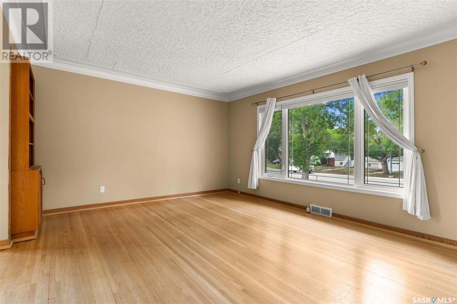 Property at 2831 Quinn DRIVE image 4