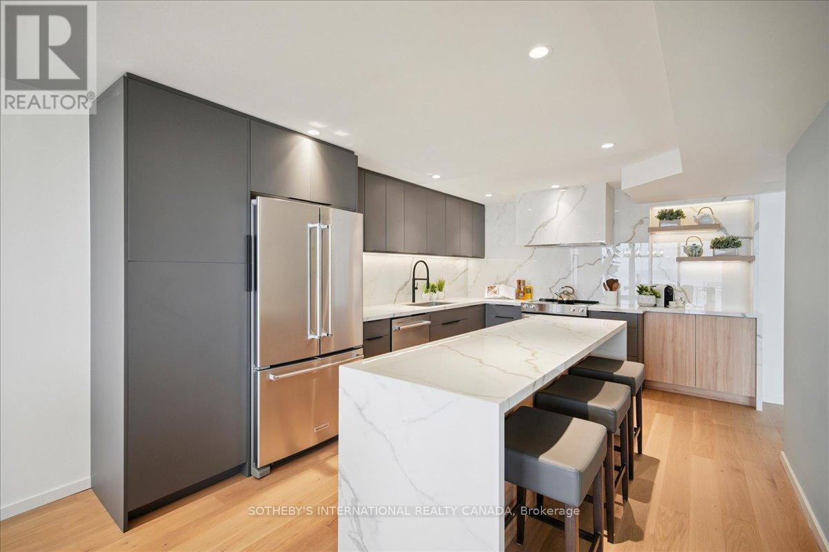 1110 - 65 Harbour Square, Toronto, Ontario  M5J 2L4 - Photo 10 - C12285462