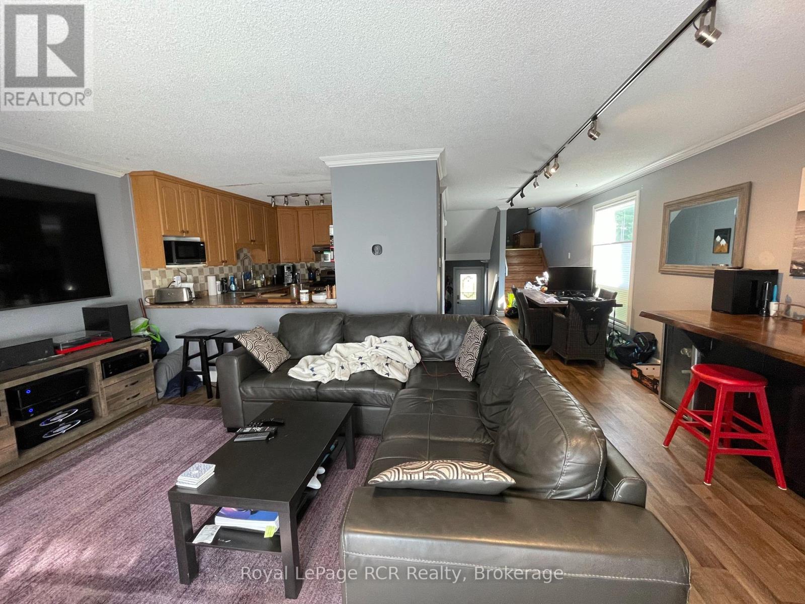 409 Thomas Street, Clearview, Ontario  L0M 1S0 - Photo 11 - S12291108