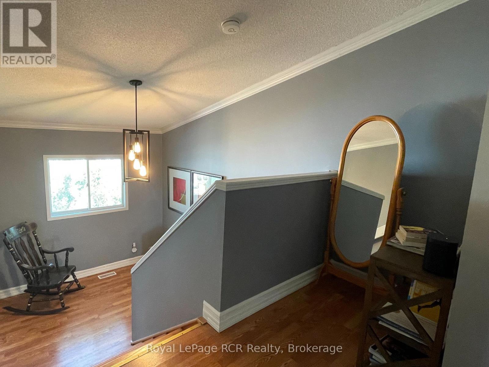 409 Thomas Street, Clearview, Ontario  L0M 1S0 - Photo 20 - S12291108