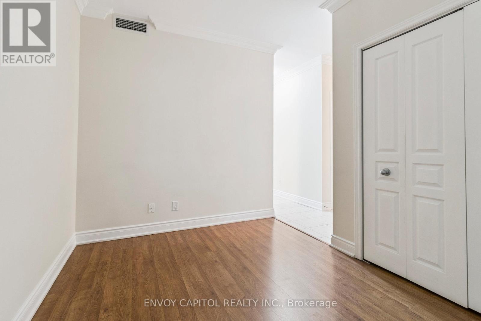 203 - 9901 Keele Street, Vaughan, Ontario  L6A 0A1 - Photo 14 - N12283925