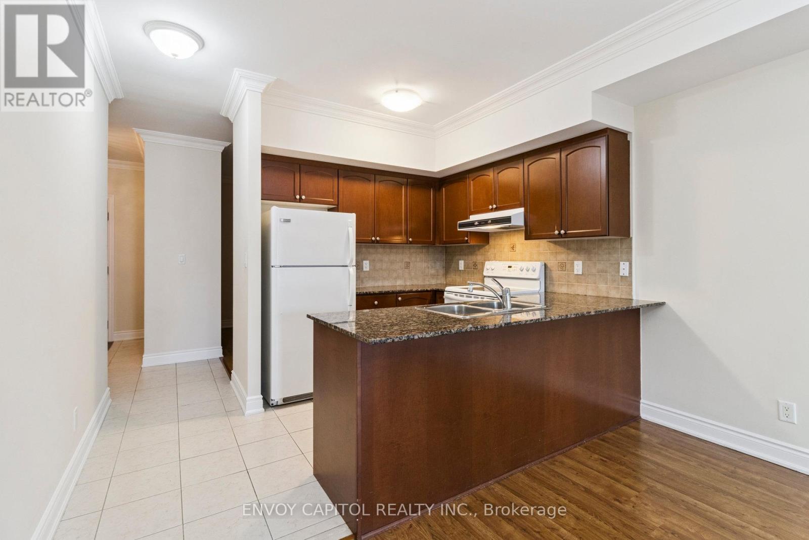 203 - 9901 Keele Street, Vaughan, Ontario  L6A 0A1 - Photo 9 - N12283925