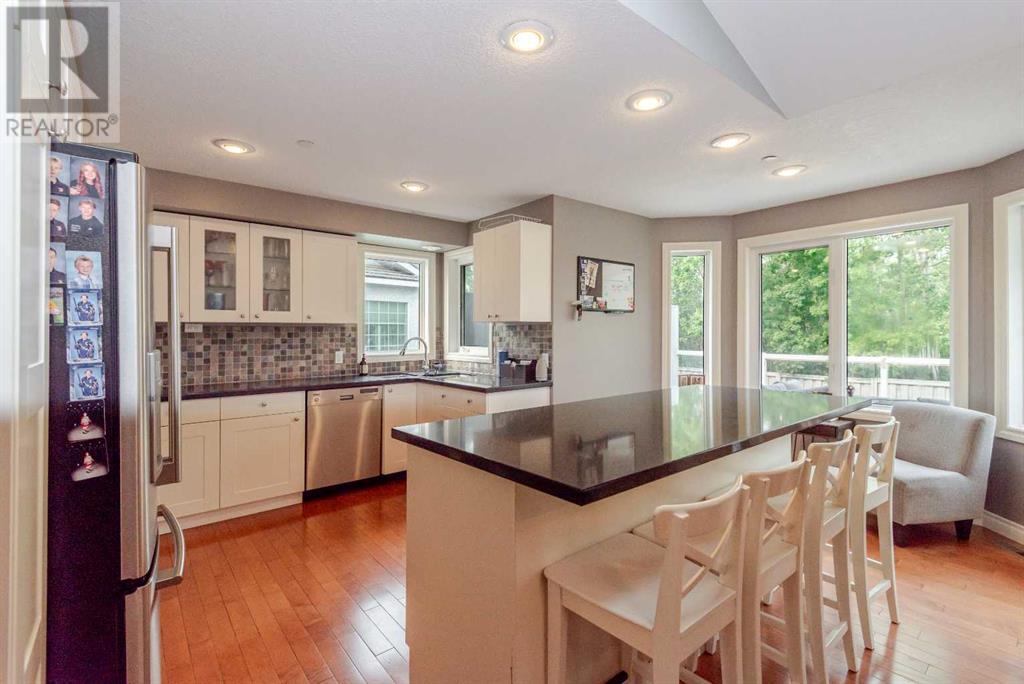 Property at 11814 91B Street image 4