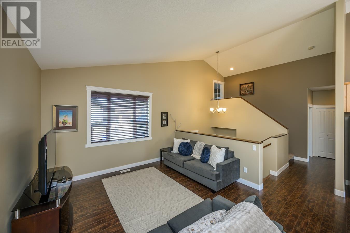 Property at 7517 STILLWATER CRESCENT image 5