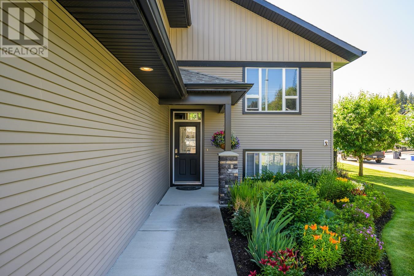 Property at 7517 STILLWATER CRESCENT image 2
