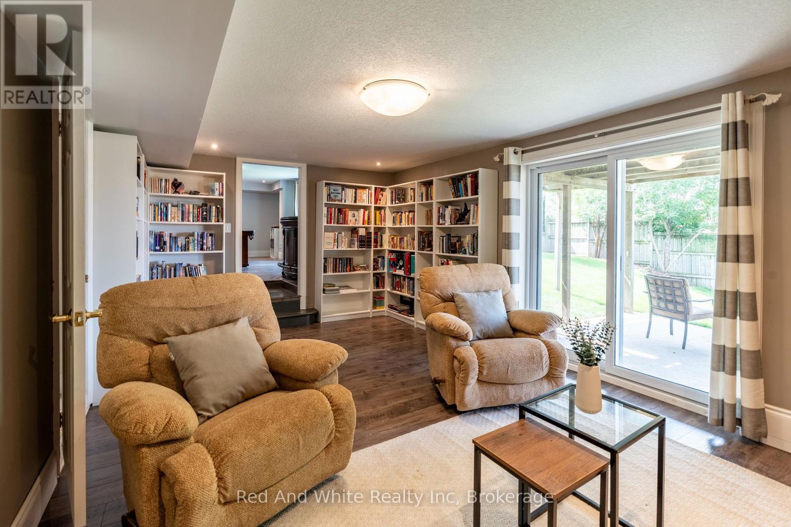 447 Old Chicopee Trail, Kitchener, Ontario N2A 4H1 - Photo 32 - X12291079