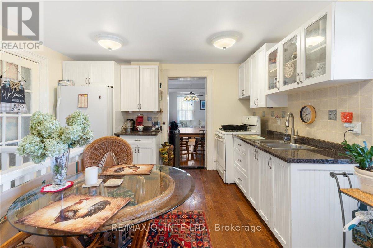 370 Main Street, Prince Edward County, Ontario K0K 2T0 - Photo 16 - X12291212