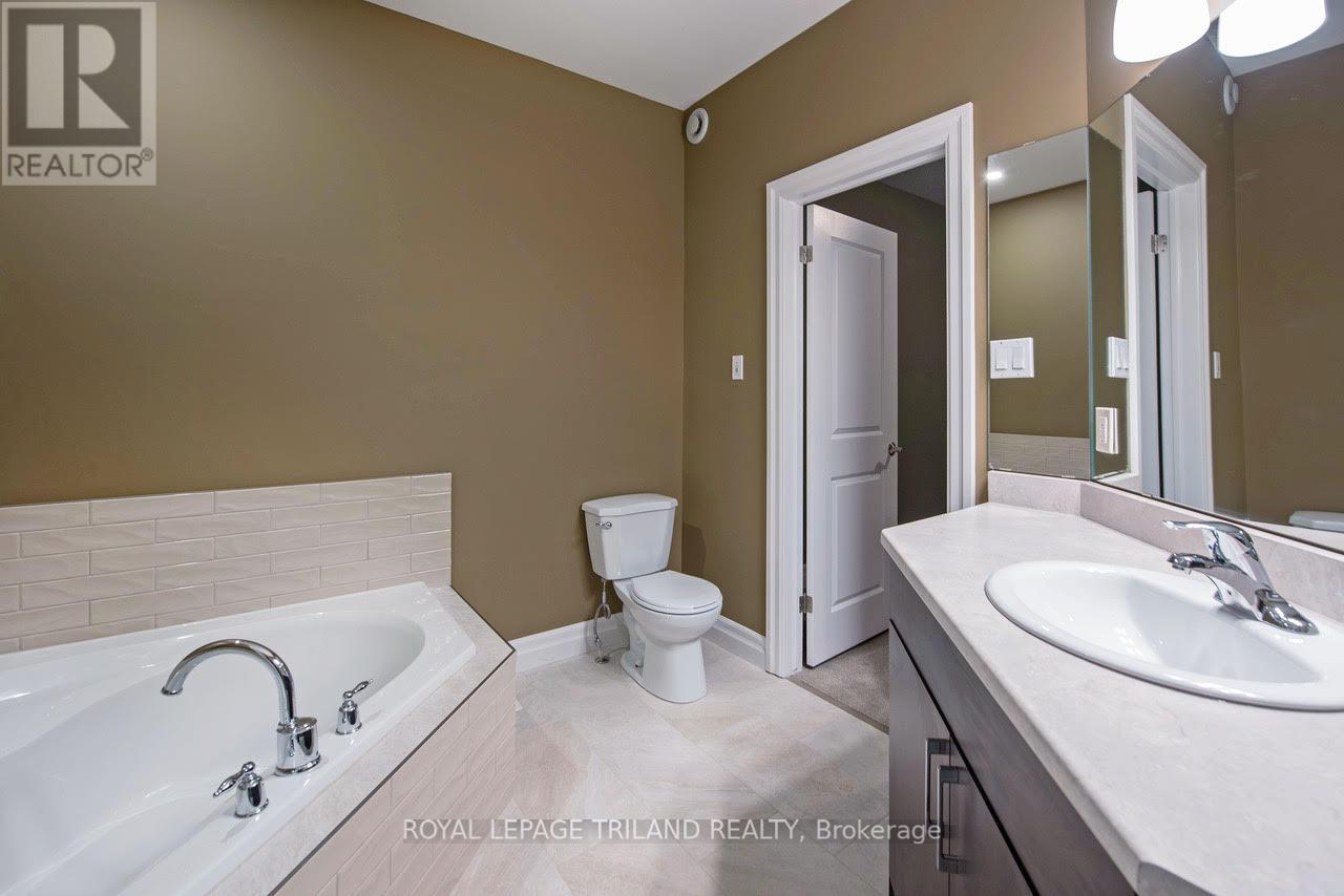 9 - 1571 Coronation Drive, London North, Ontario  N6G 5N9 - Photo 24 - X12291105