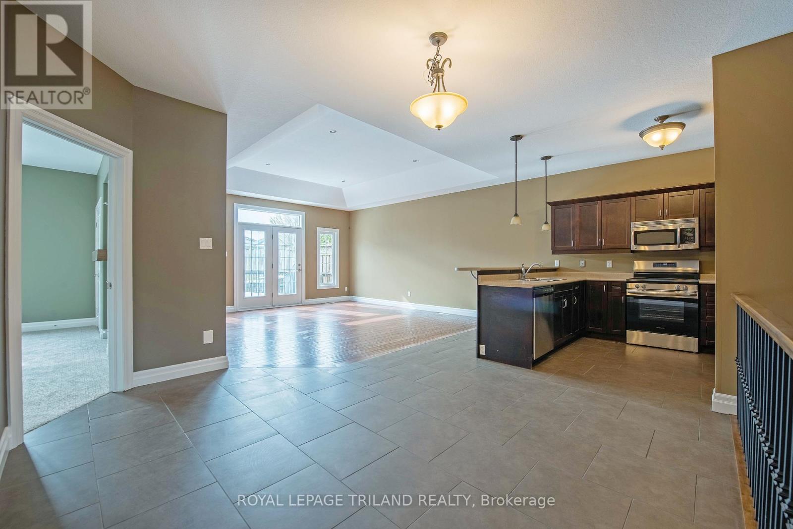 9 - 1571 Coronation Drive, London North, Ontario  N6G 5N9 - Photo 8 - X12291105