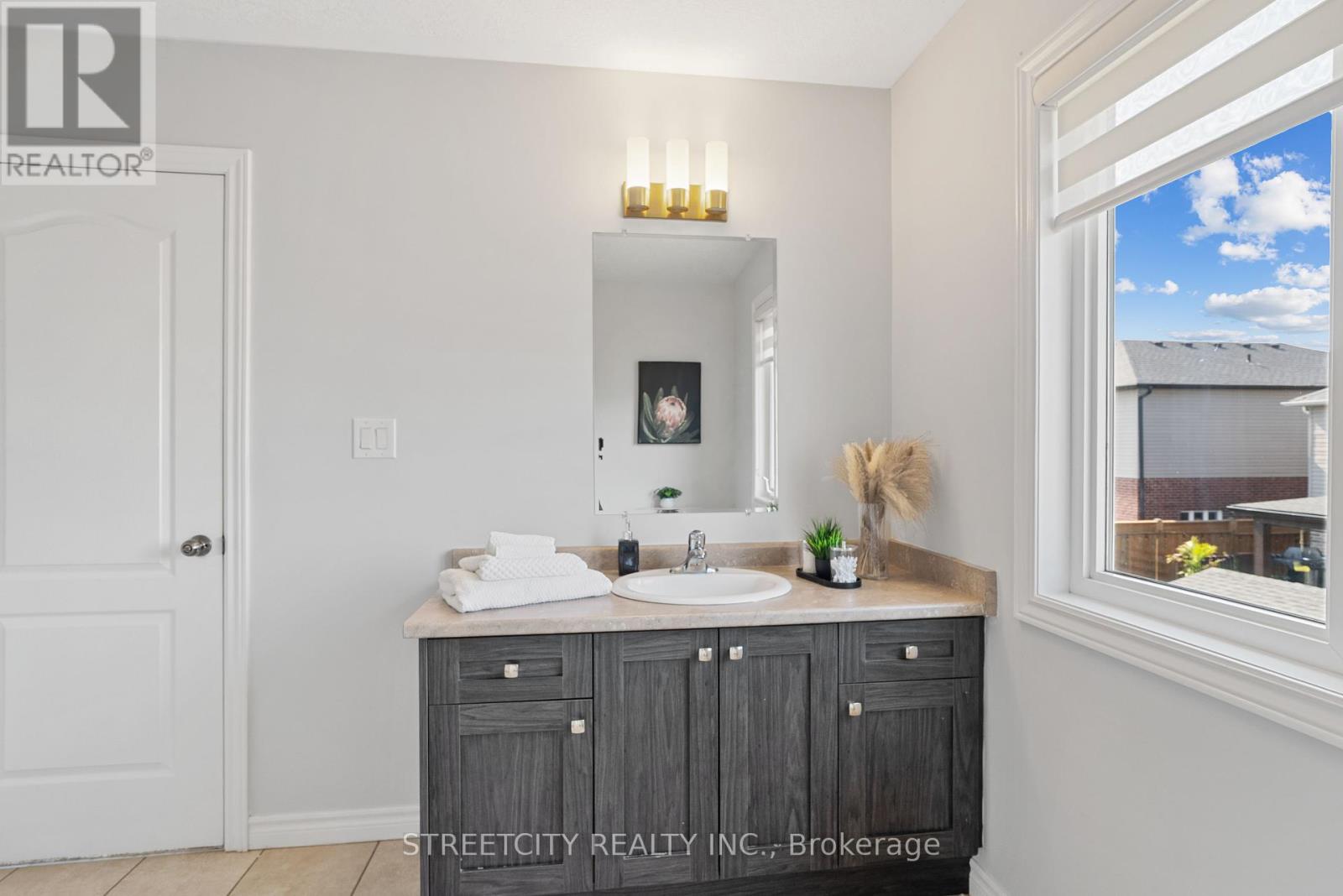 45 - 3270 Singleton Avenue, London South, Ontario  N6J 2J2 - Photo 26 - X12291139