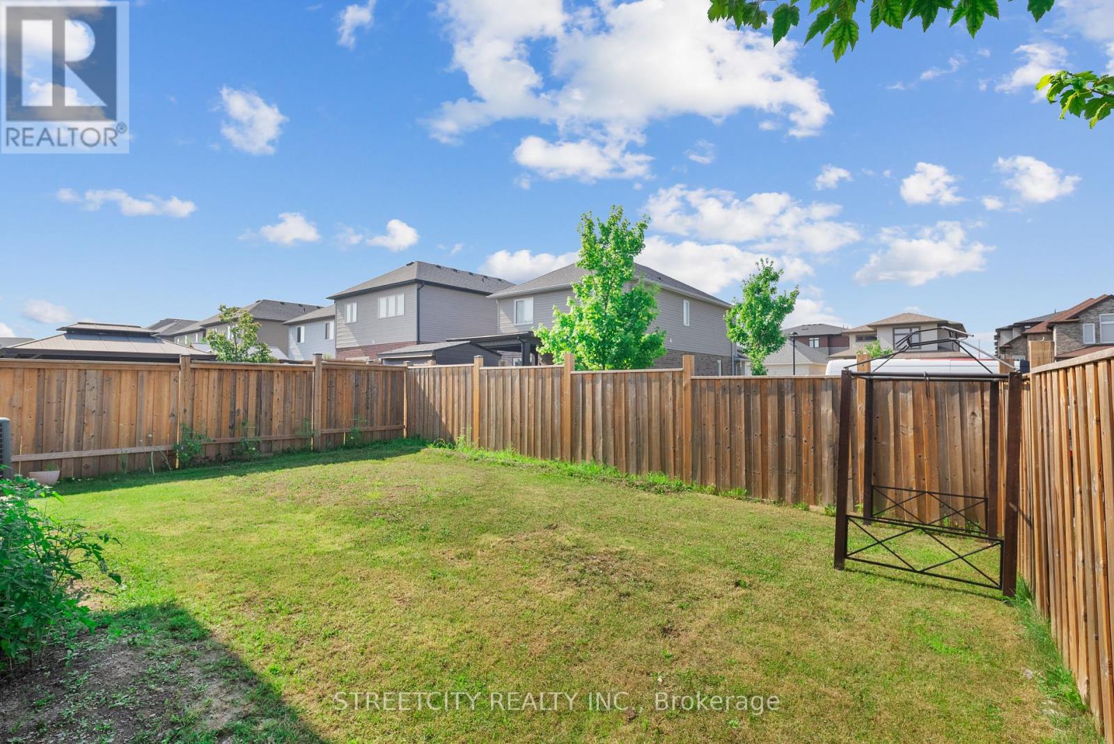 45 - 3270 Singleton Avenue, London South, Ontario  N6J 2J2 - Photo 37 - X12291139