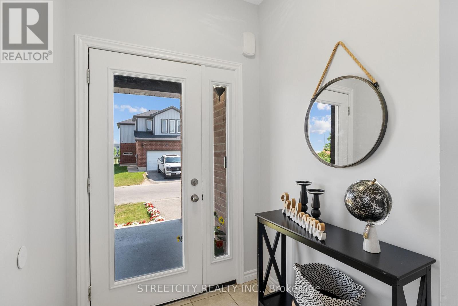 45 - 3270 Singleton Avenue, London South, Ontario  N6J 2J2 - Photo 5 - X12291139
