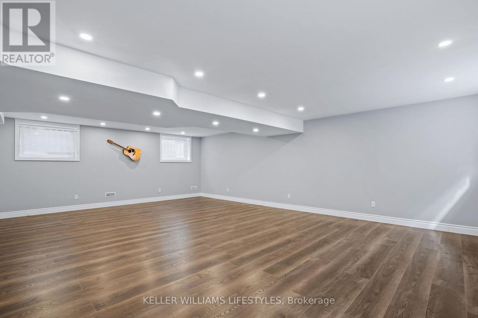1200 Silverfox Drive, London North, Ontario  N6G 0C8 - Photo 31 - X12291148