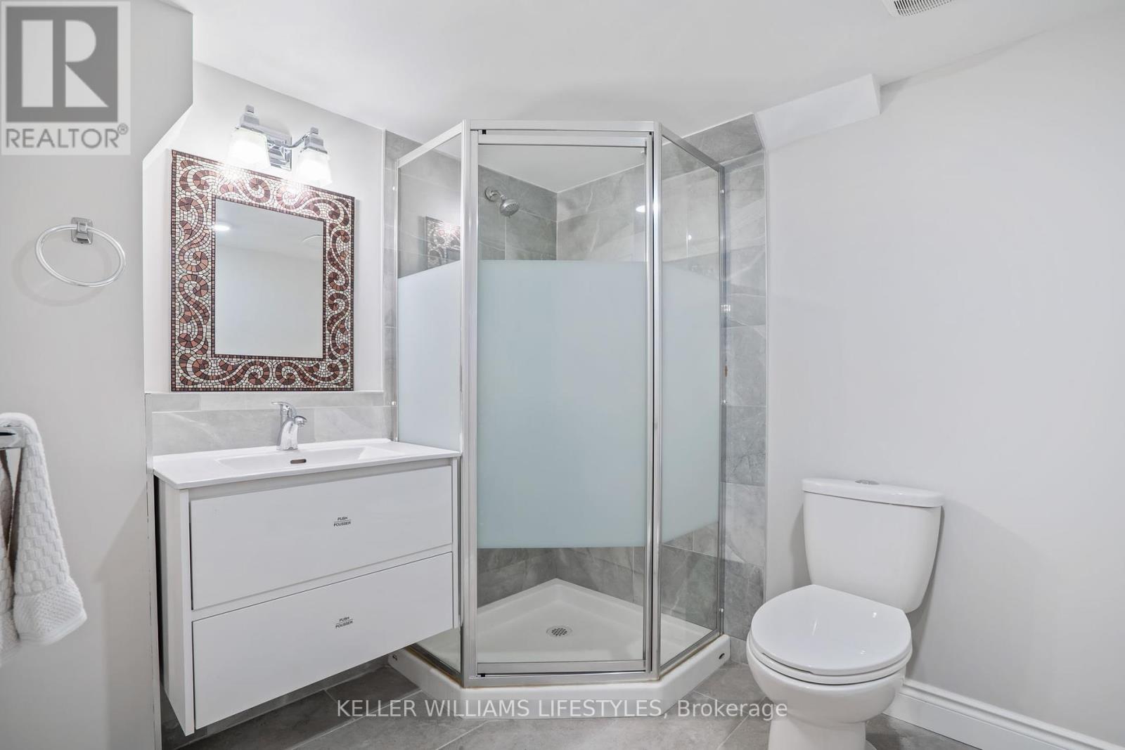 1200 Silverfox Drive, London North, Ontario  N6G 0C8 - Photo 36 - X12291148