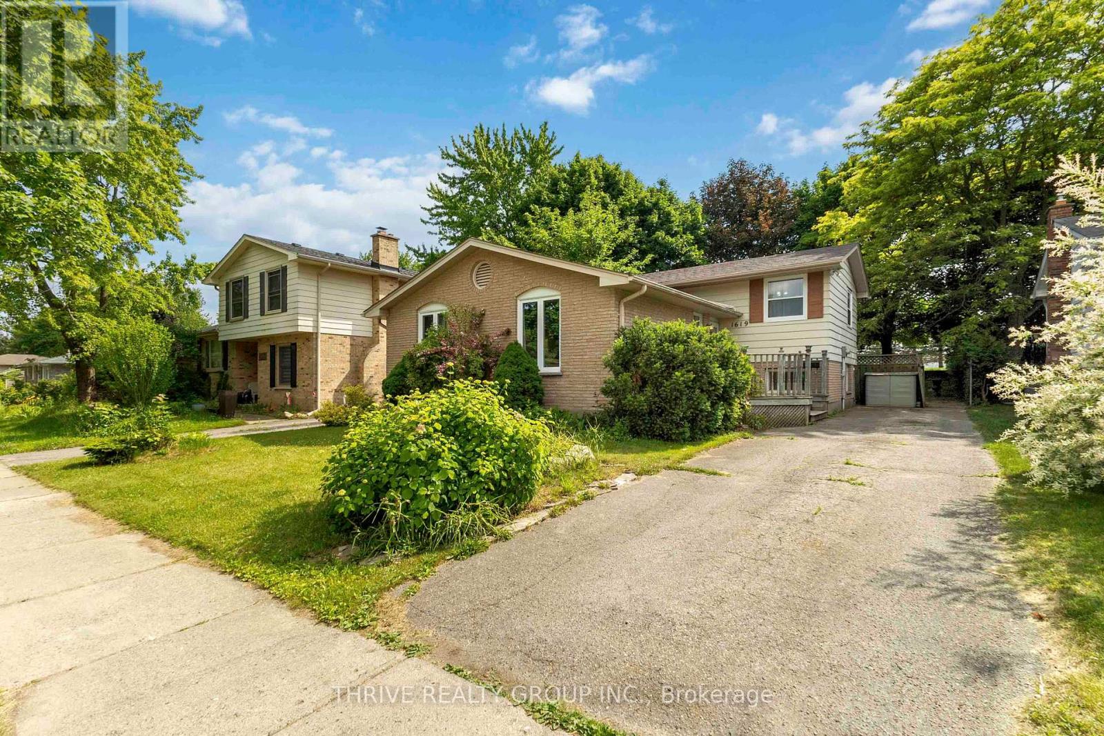 Property at 1619 ALDERSBROOK ROAD image 2