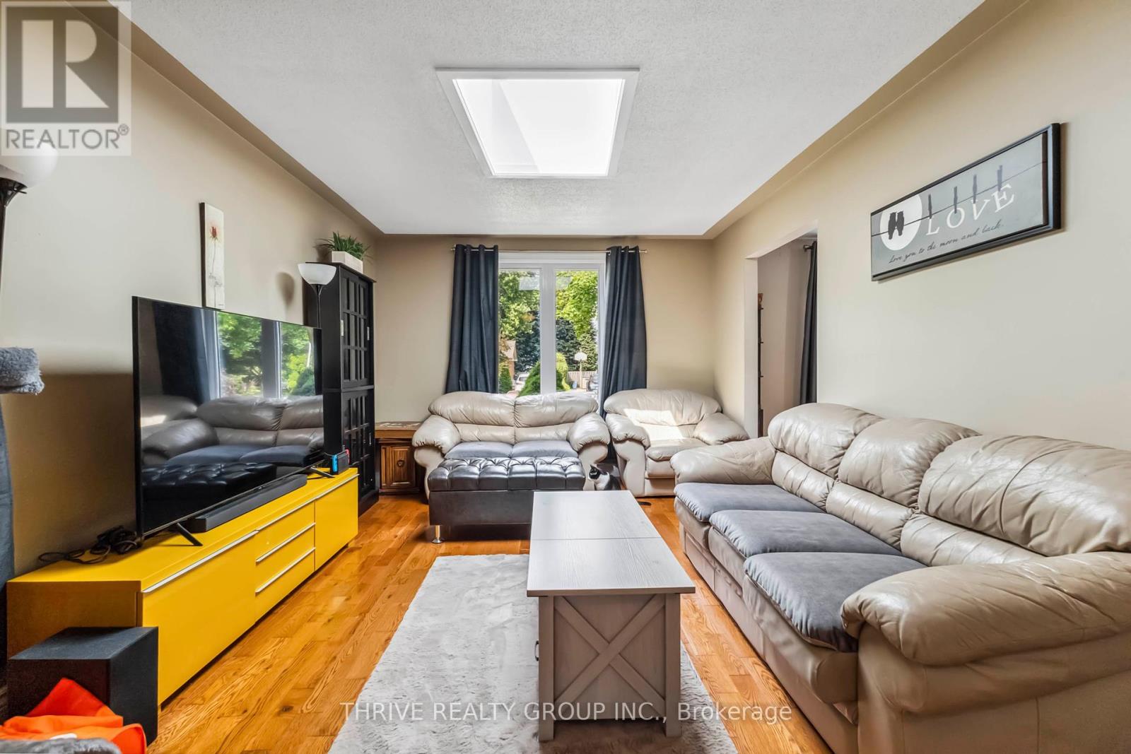 Property at 1619 ALDERSBROOK ROAD image 5