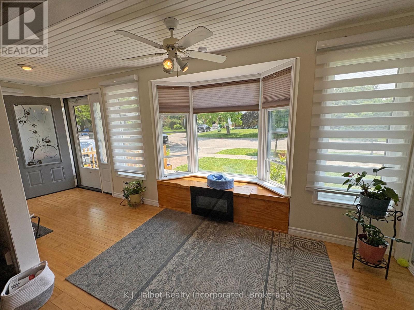 202 Bennett Street W, Goderich, Ontario  N7A 1X8 - Photo 11 - X12219376