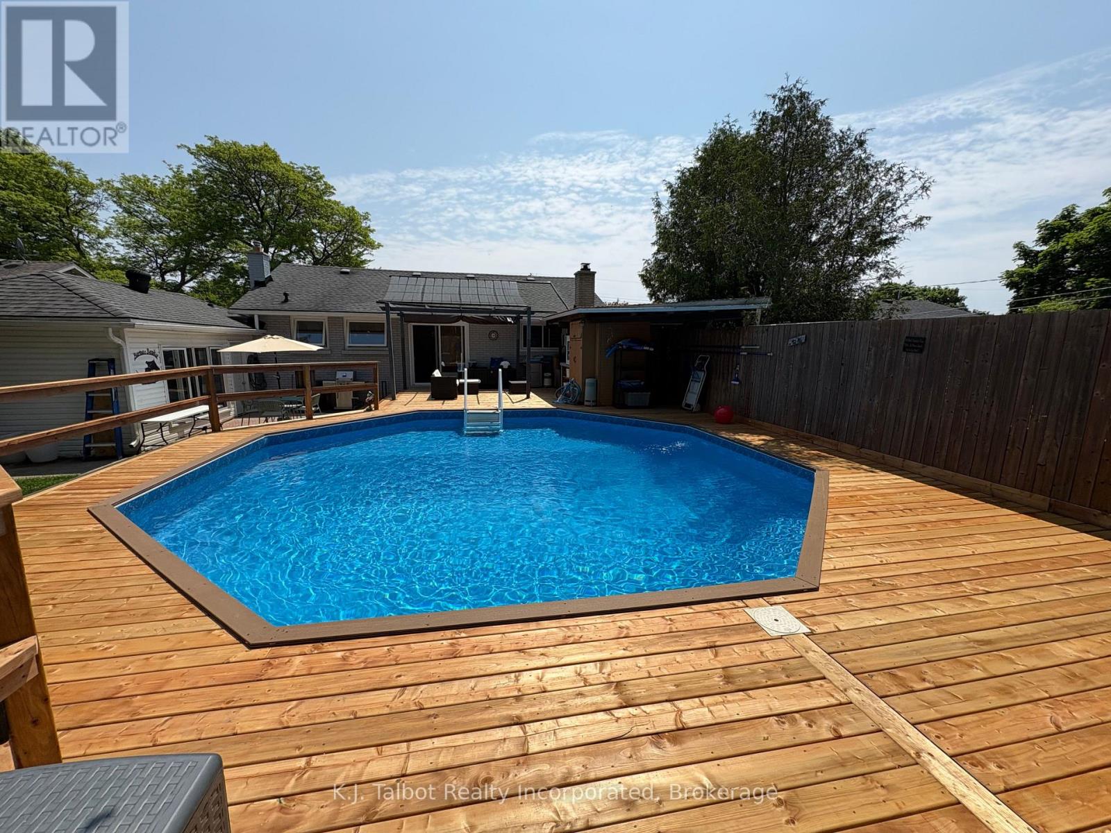 202 Bennett Street W, Goderich, Ontario  N7A 1X8 - Photo 31 - X12219376