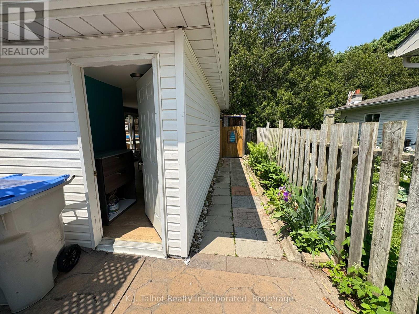 202 Bennett Street W, Goderich, Ontario  N7A 1X8 - Photo 39 - X12219376