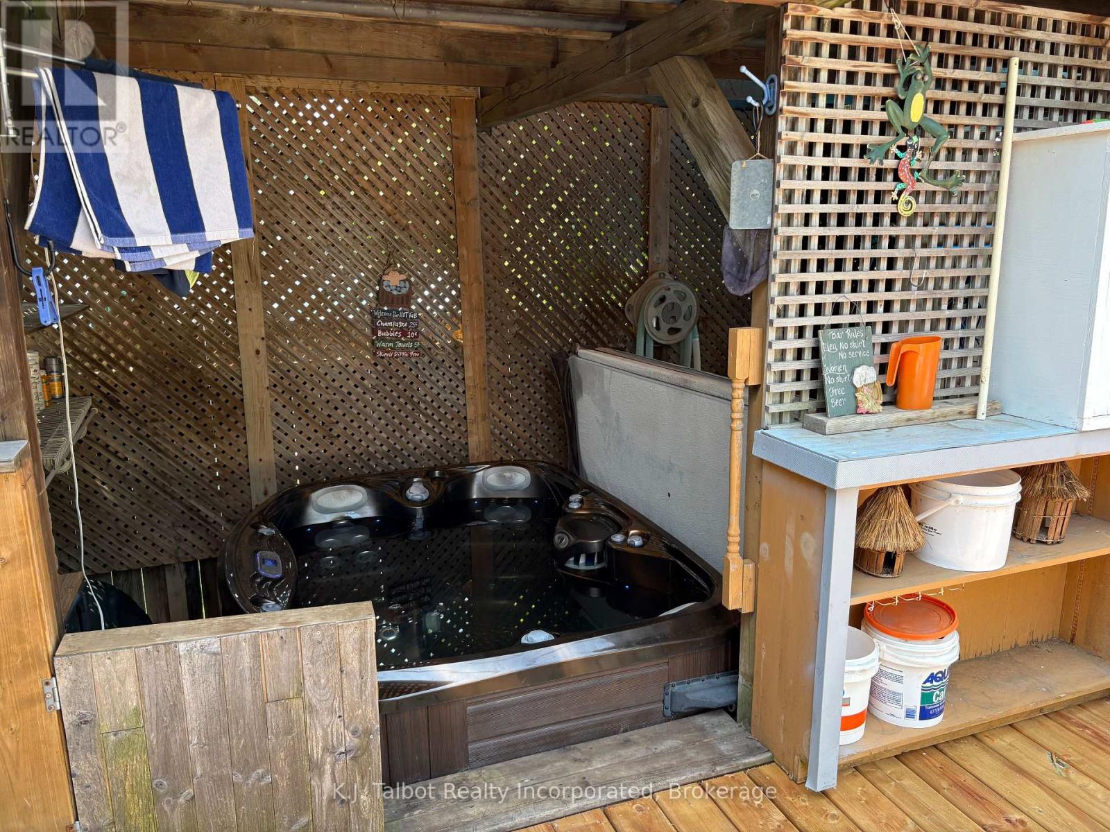 202 Bennett Street W, Goderich, Ontario  N7A 1X8 - Photo 34 - X12219376