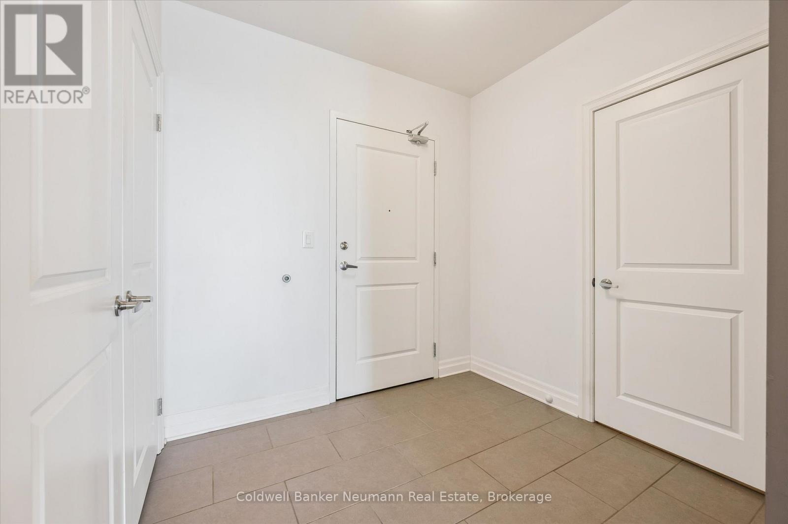Property at 1408 - 160 MACDONELL STREET image 5