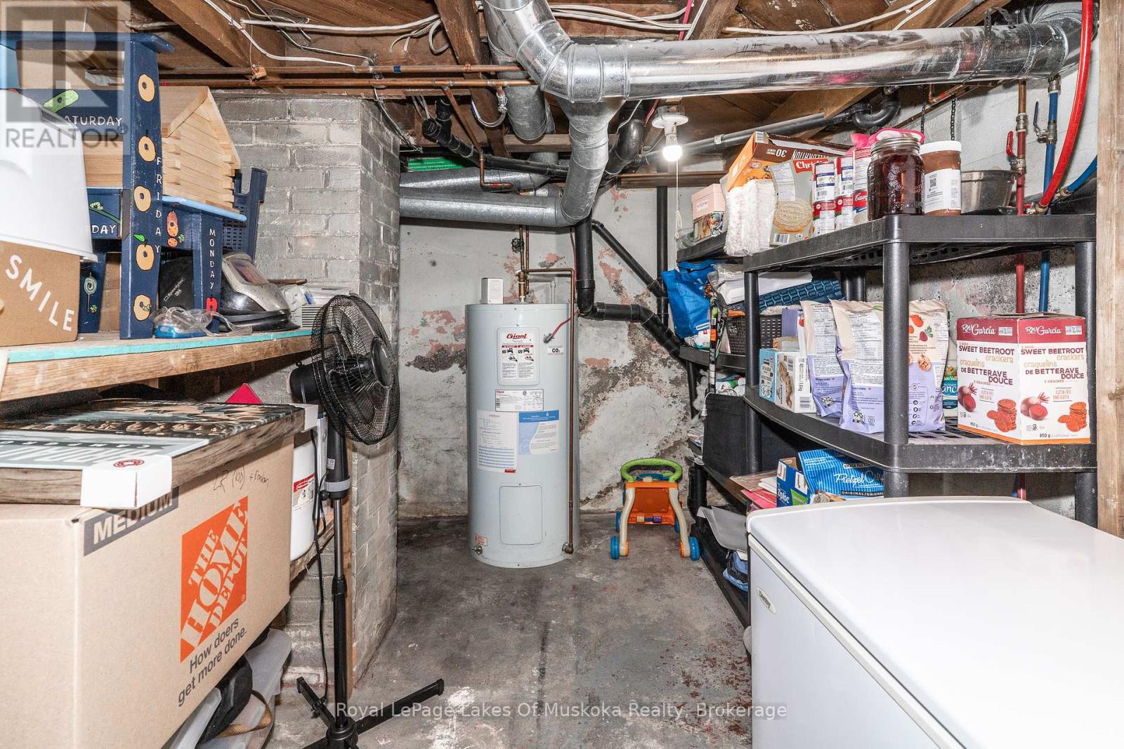 31 Florence Street W, Huntsville, Ontario  P1H 1V4 - Photo 42 - X12291166