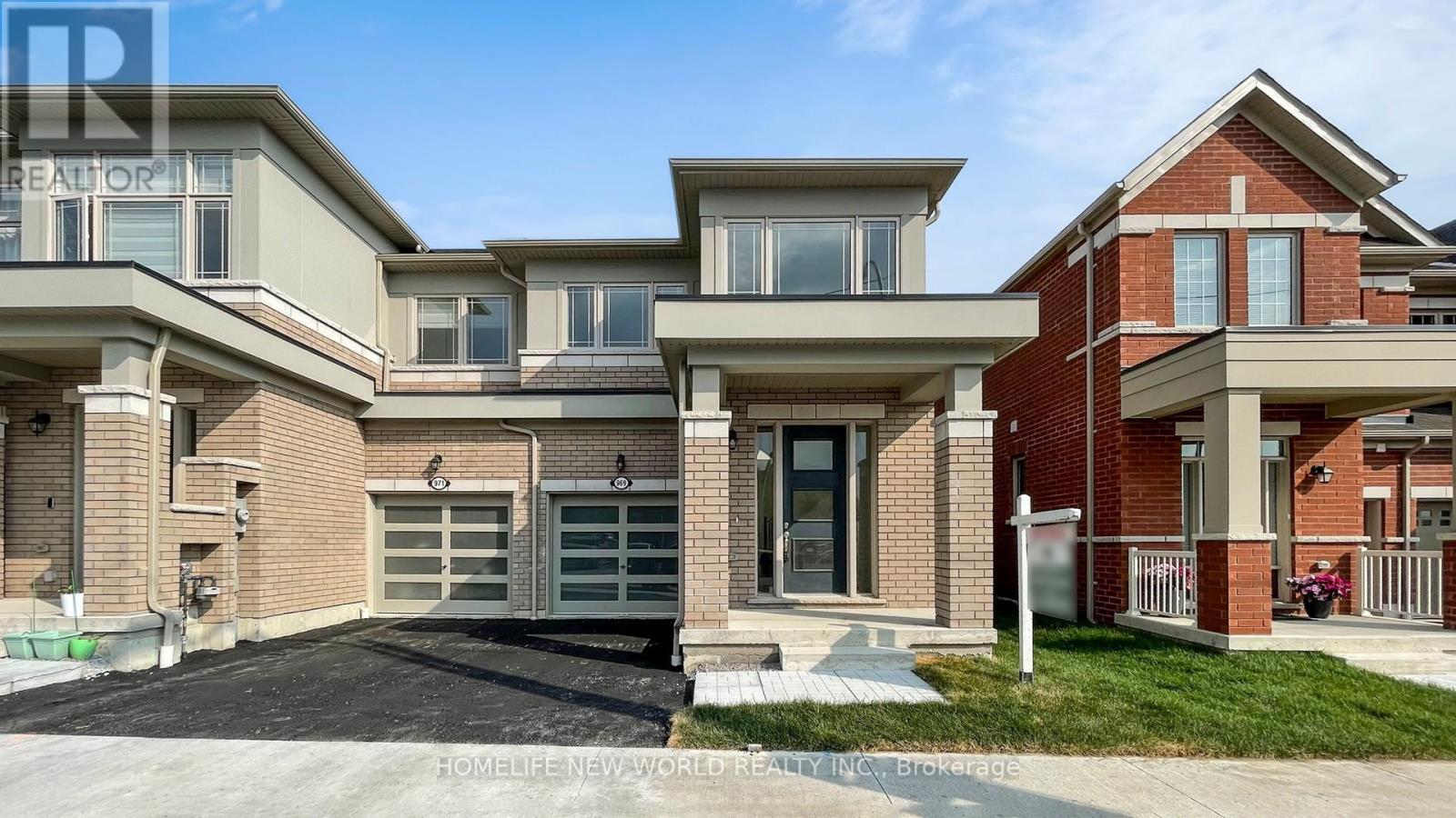 Property at 969 ELIZABETH MACKENZIE DRIVE image 2