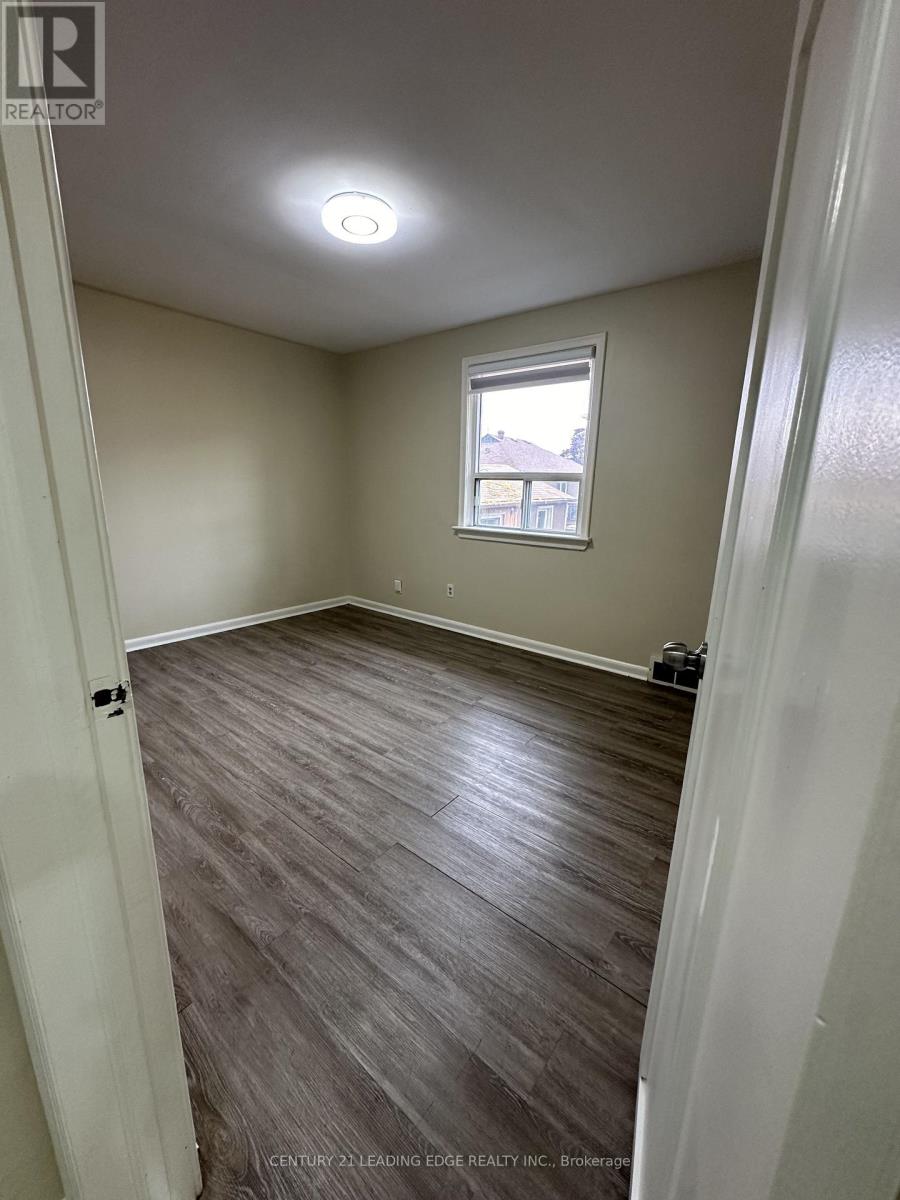 Upper - 360 Guelph Street, Oshawa, Ontario  L1H 6J5 - Photo 15 - E12291006