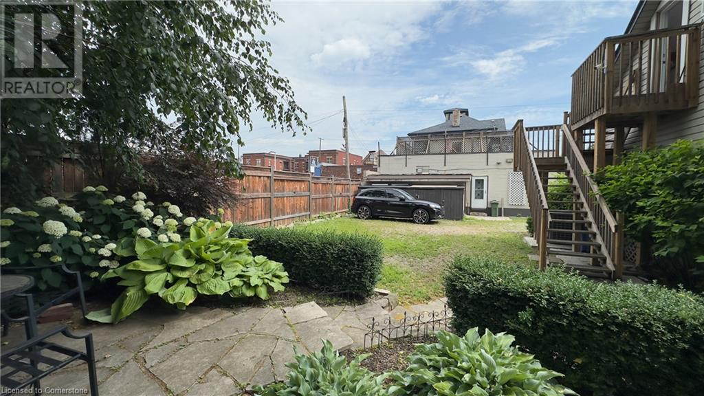 538 Main Street E, Hamilton, Ontario  L8M 1J1 - Photo 8 - 40742873