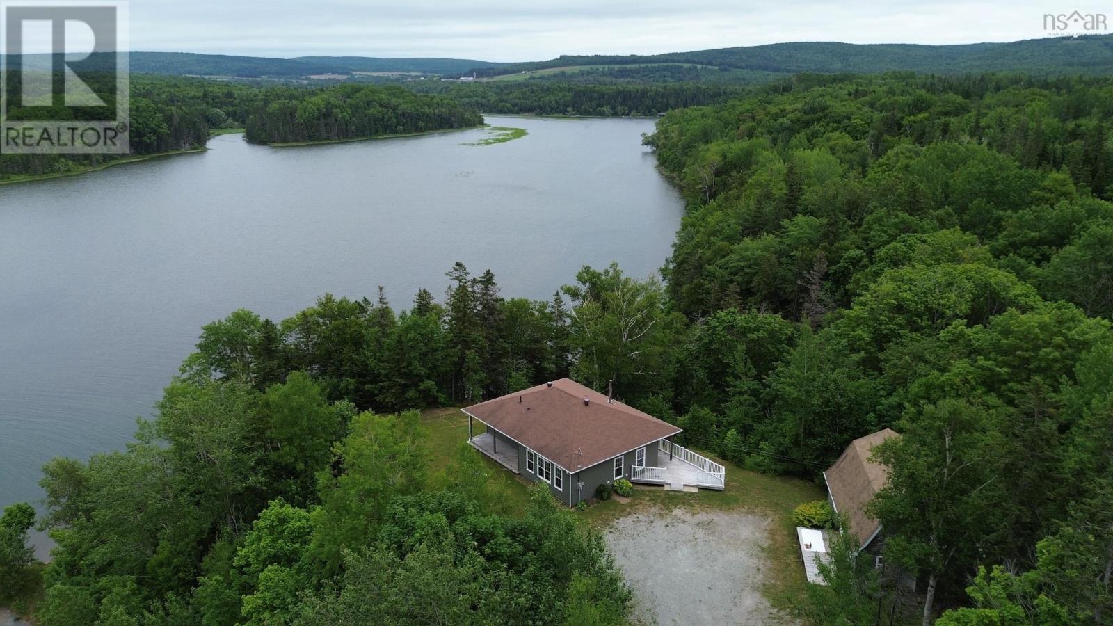 11420 Highway 19, Mabou, Nova Scotia  B0E 1X0 - Photo 28 - 202517953