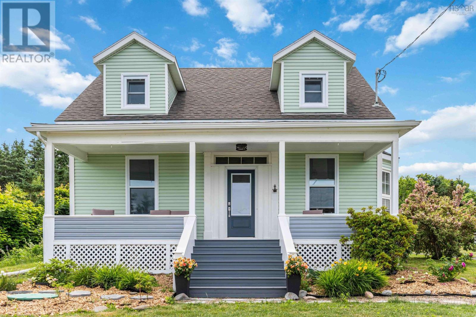 22 Seaman Street, Margaretsville, Nova Scotia  B0S 1N0 - Photo 2 - 202517954