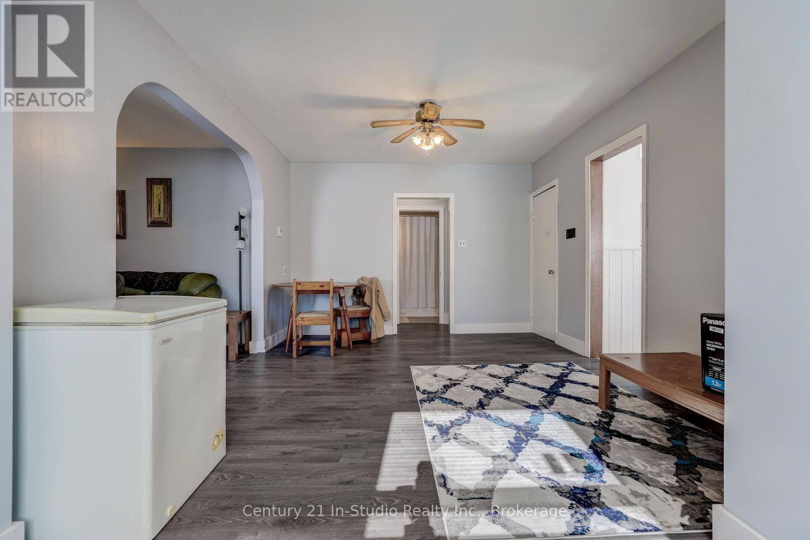 103 King Street, Kincardine, Ontario  N0G 2T0 - Photo 14 - X12035558