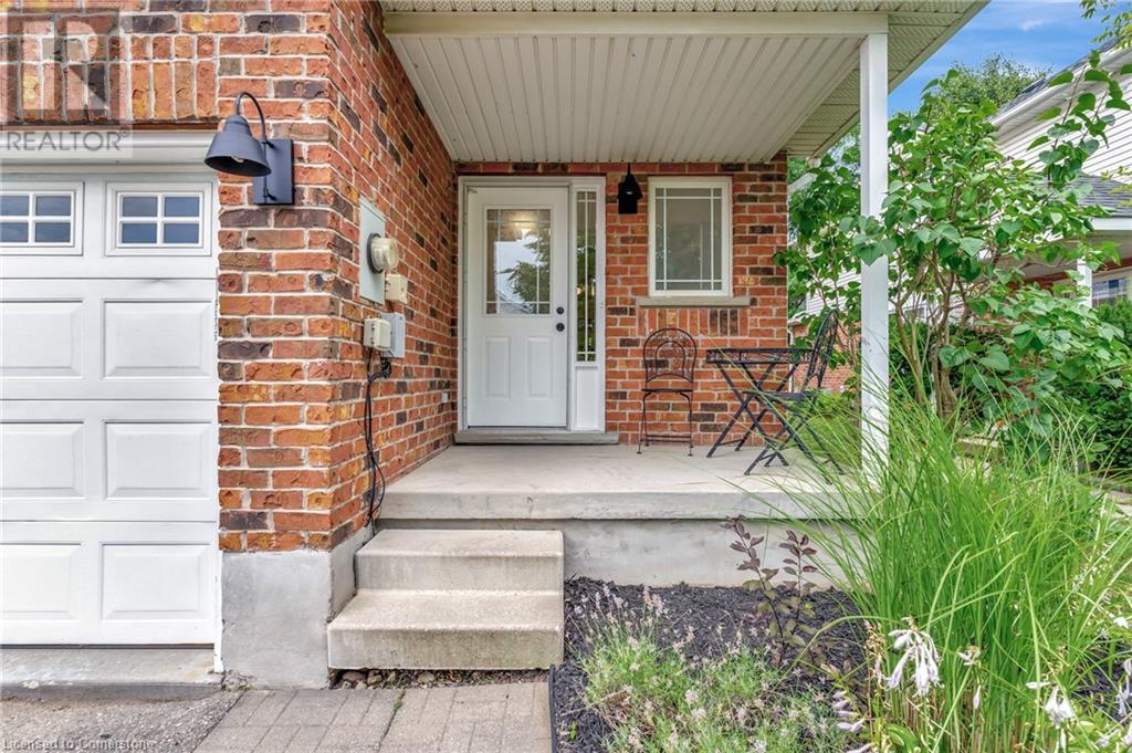 Property at 466 ANNAPOLIS Court image 2