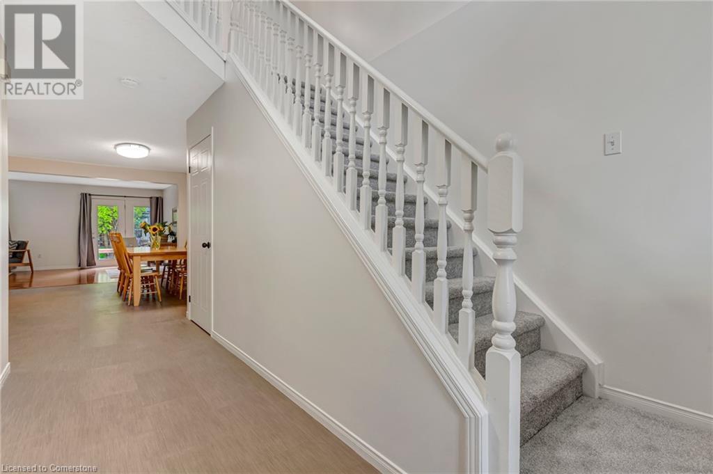 Property at 466 ANNAPOLIS Court image 5