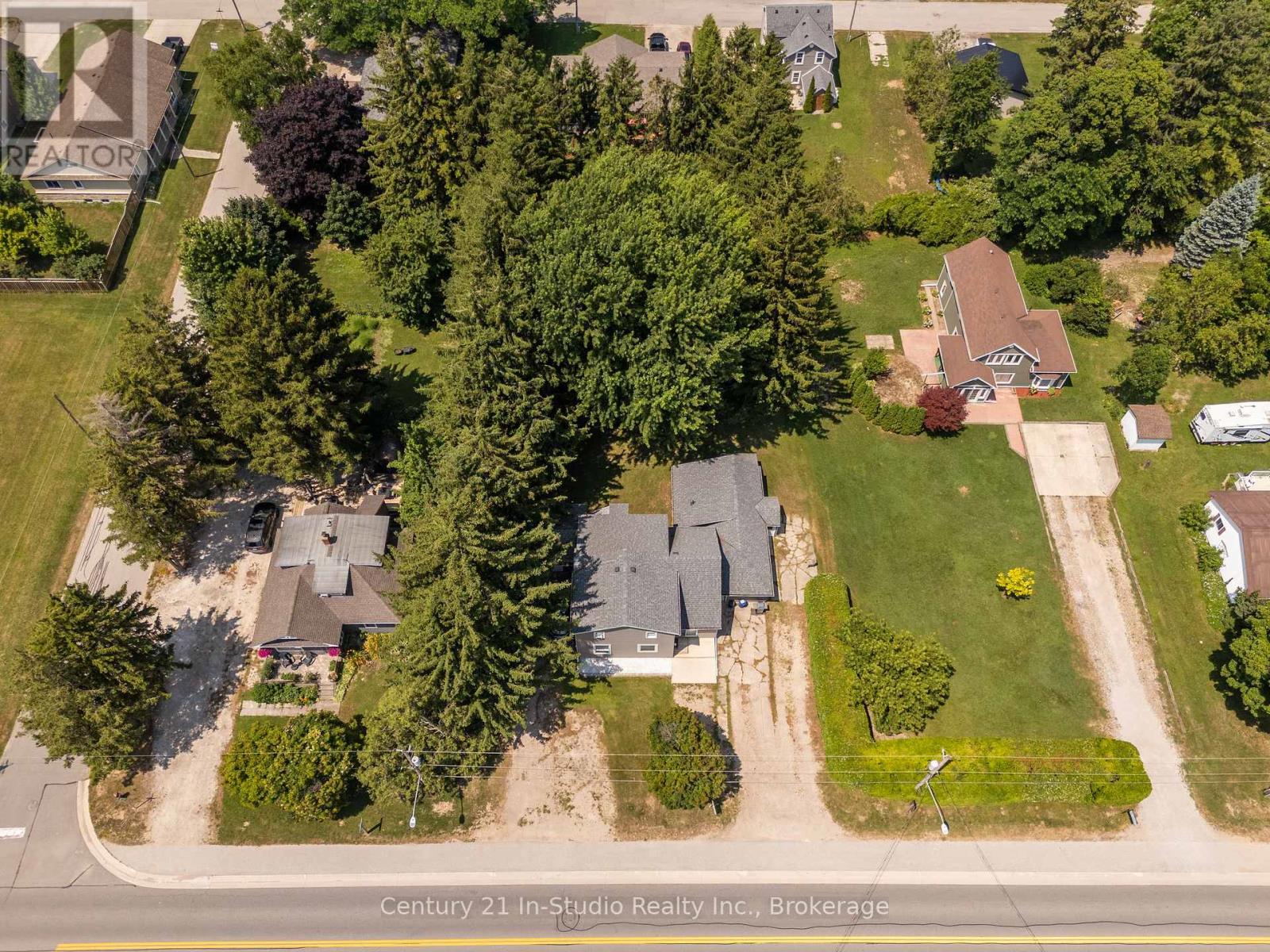 103 King Street, Kincardine, Ontario  N0G 2T0 - Photo 39 - X12035558