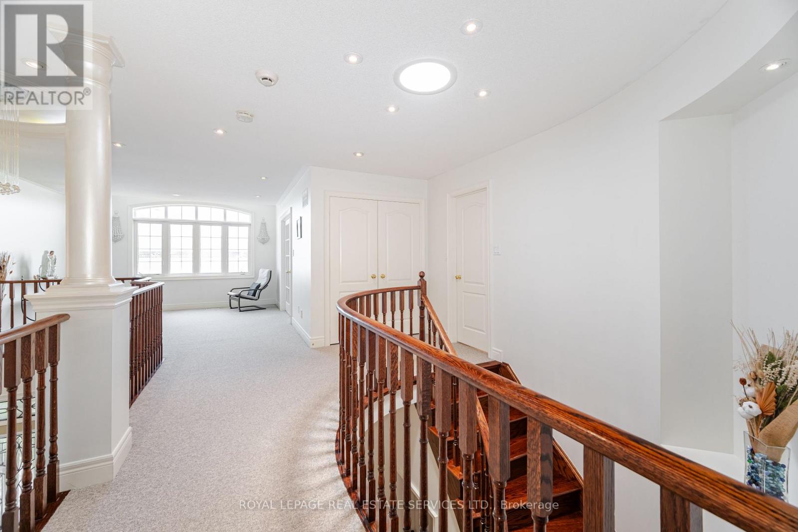 3809 Candlelight Drive, Mississauga, Ontario  L5M 8A8 - Photo 24 - W12290948