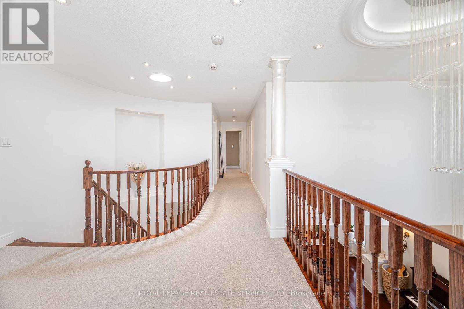 3809 Candlelight Drive, Mississauga, Ontario  L5M 8A8 - Photo 26 - W12290948