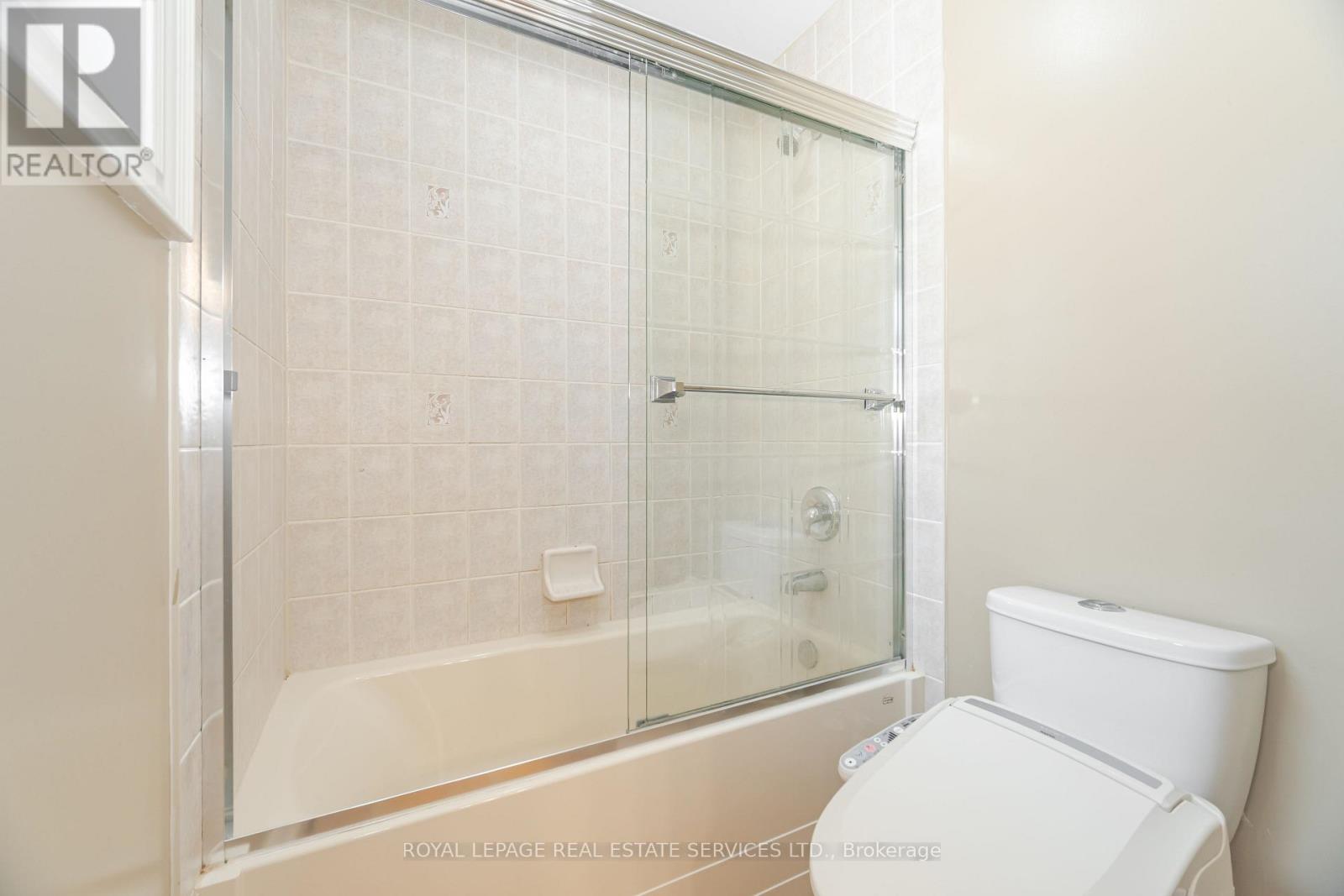 3809 Candlelight Drive, Mississauga, Ontario  L5M 8A8 - Photo 39 - W12290948
