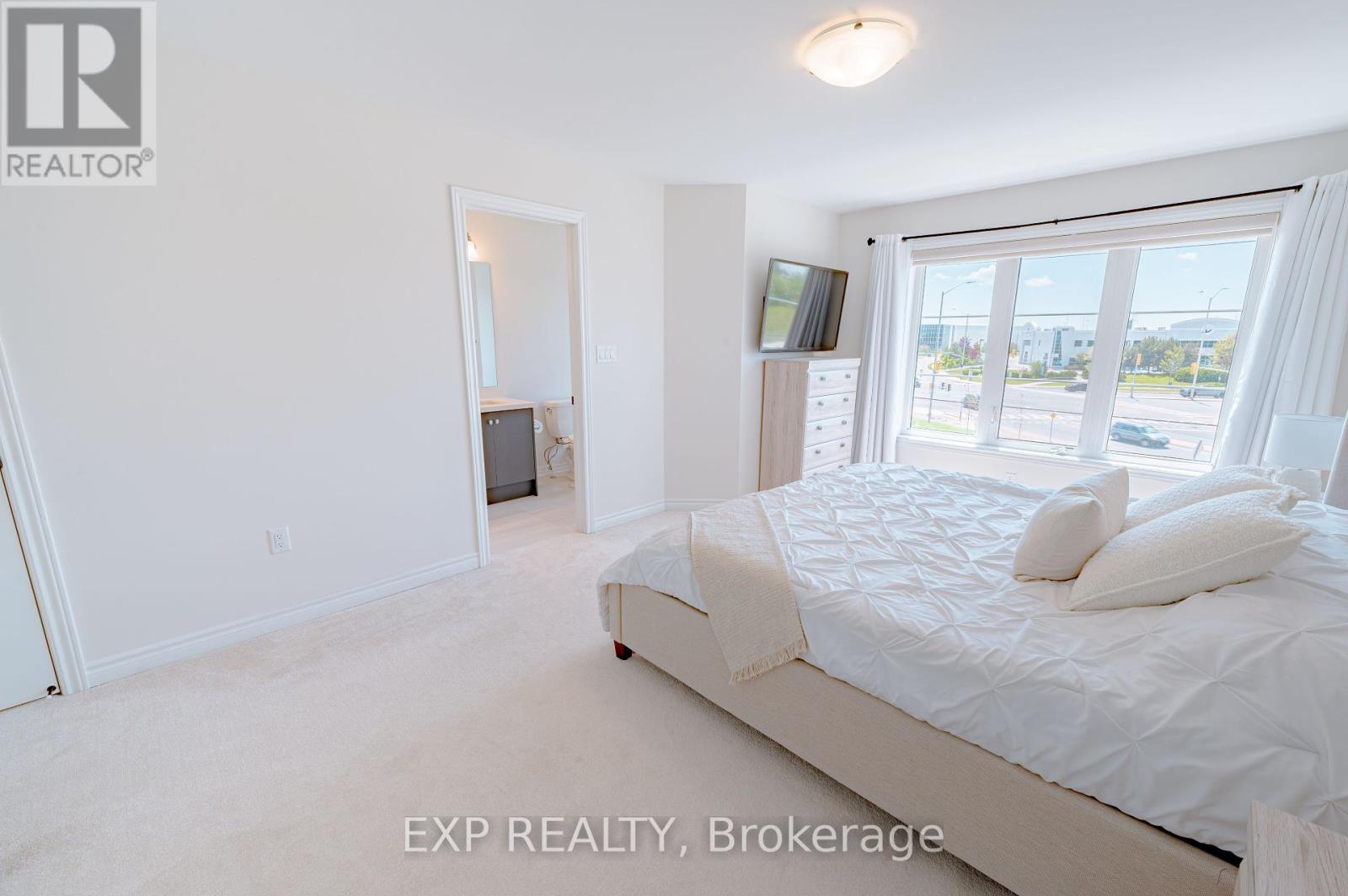 Property at 28 VESTRY WAY image 5