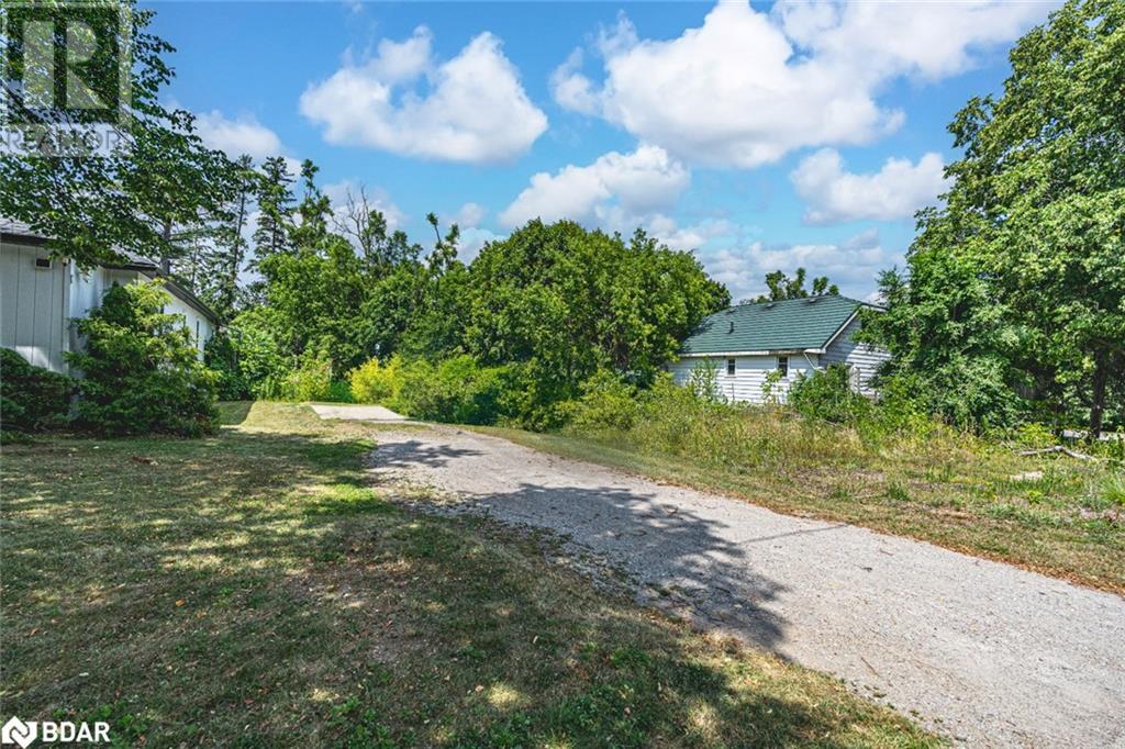 40 Perry St, Barrie, Ontario  L4N 2G3 - Photo 4 - 40752085