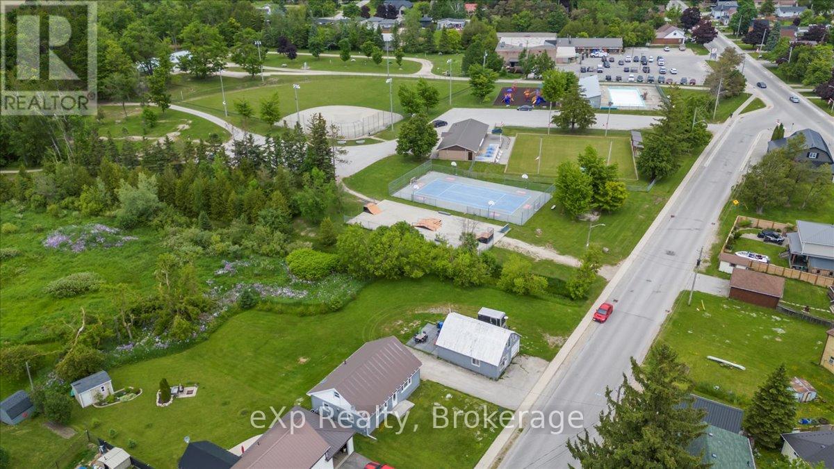 Property at 220 OWEN SOUND STREET image 4