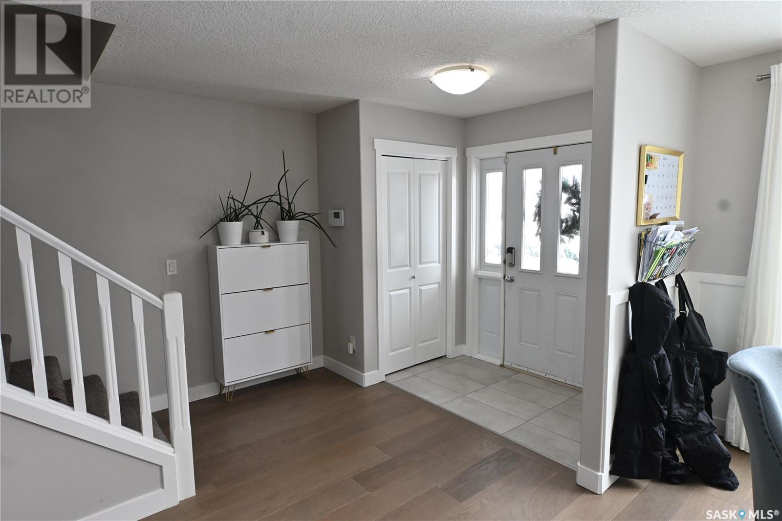 Property at 354 Ottawa STREET image 2